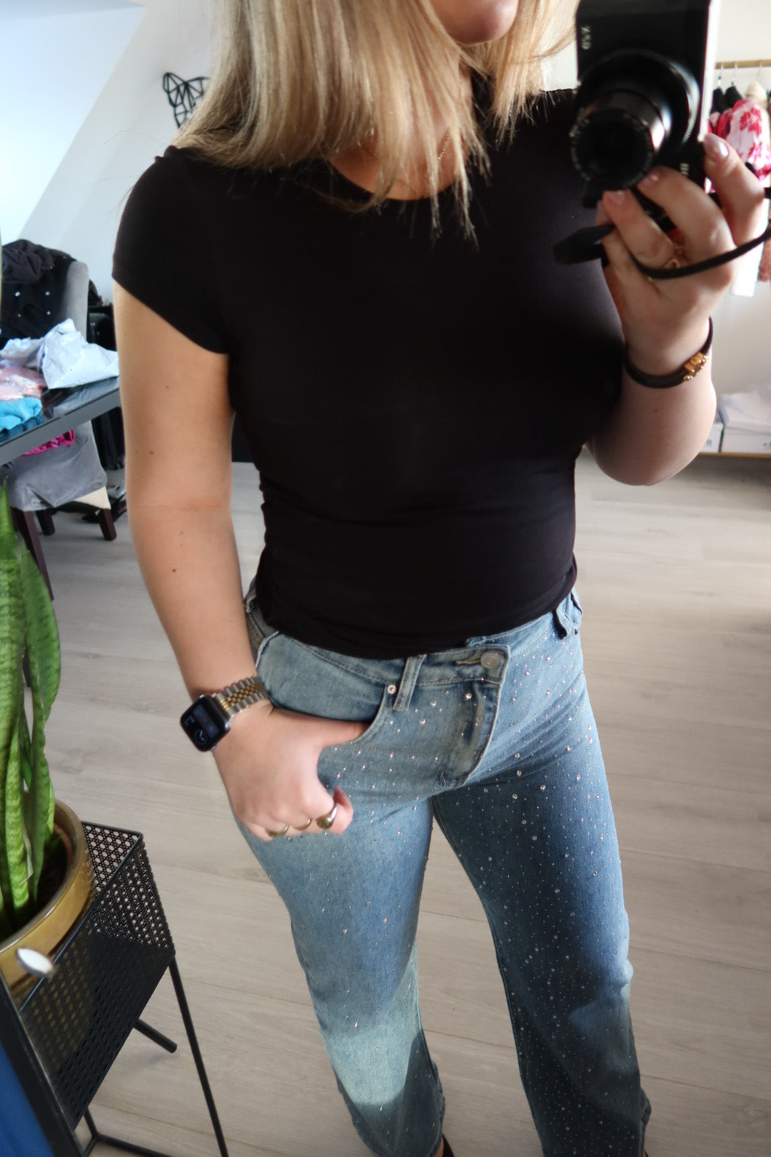 Essential Basic Top – Zwart