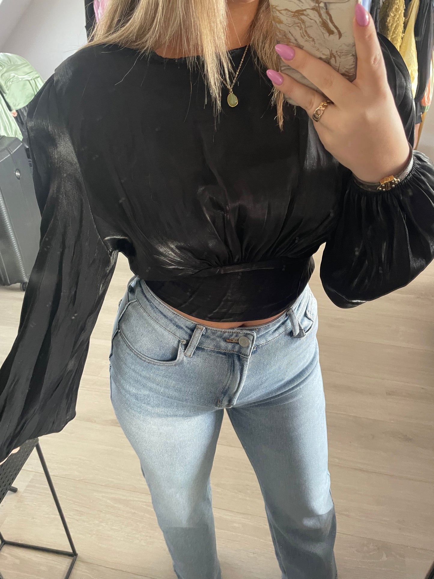 Luxe Satin Puff Top - Zwart